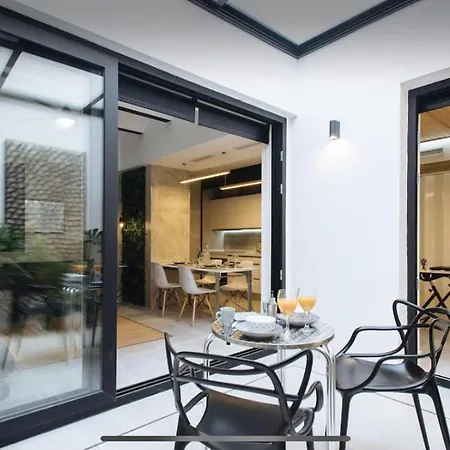 アパート Lujoso Loft Con Piscina Y Espacio Office セビリア